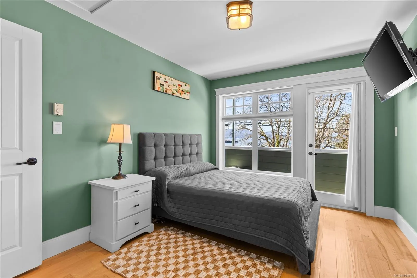 10117 West Saanich Rd