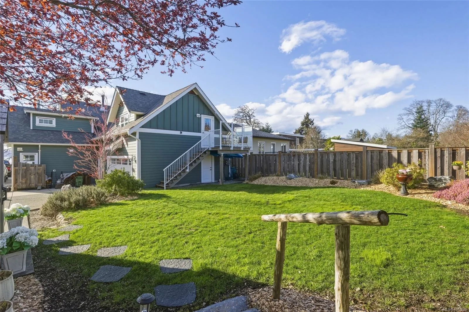 10117 West Saanich Rd