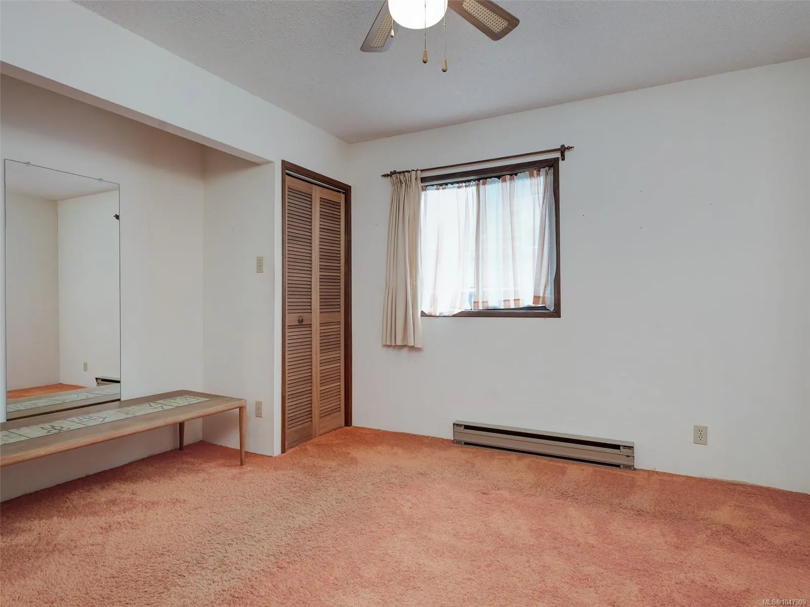 6860 Mark Lane