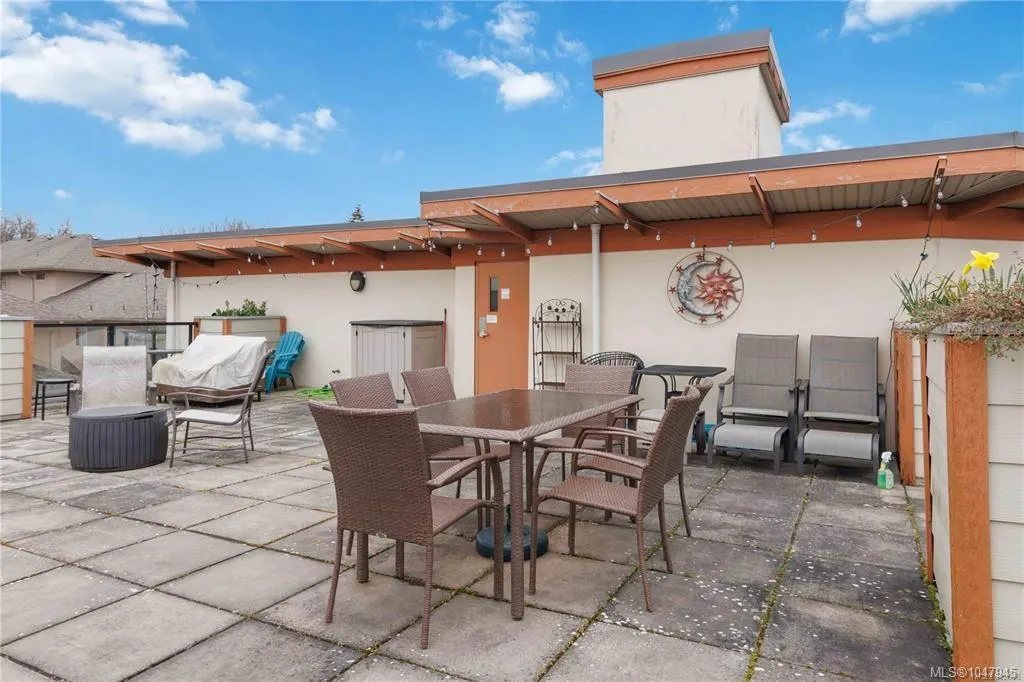 2940 Harriet Rd