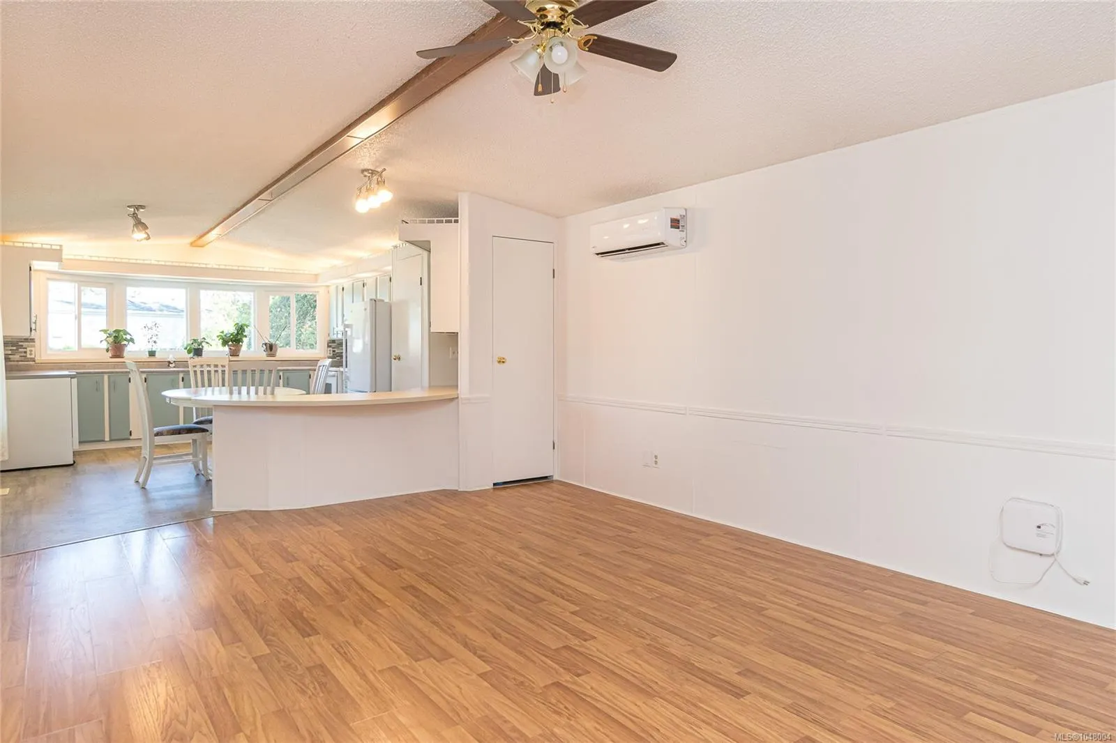 7701 Central Saanich Rd