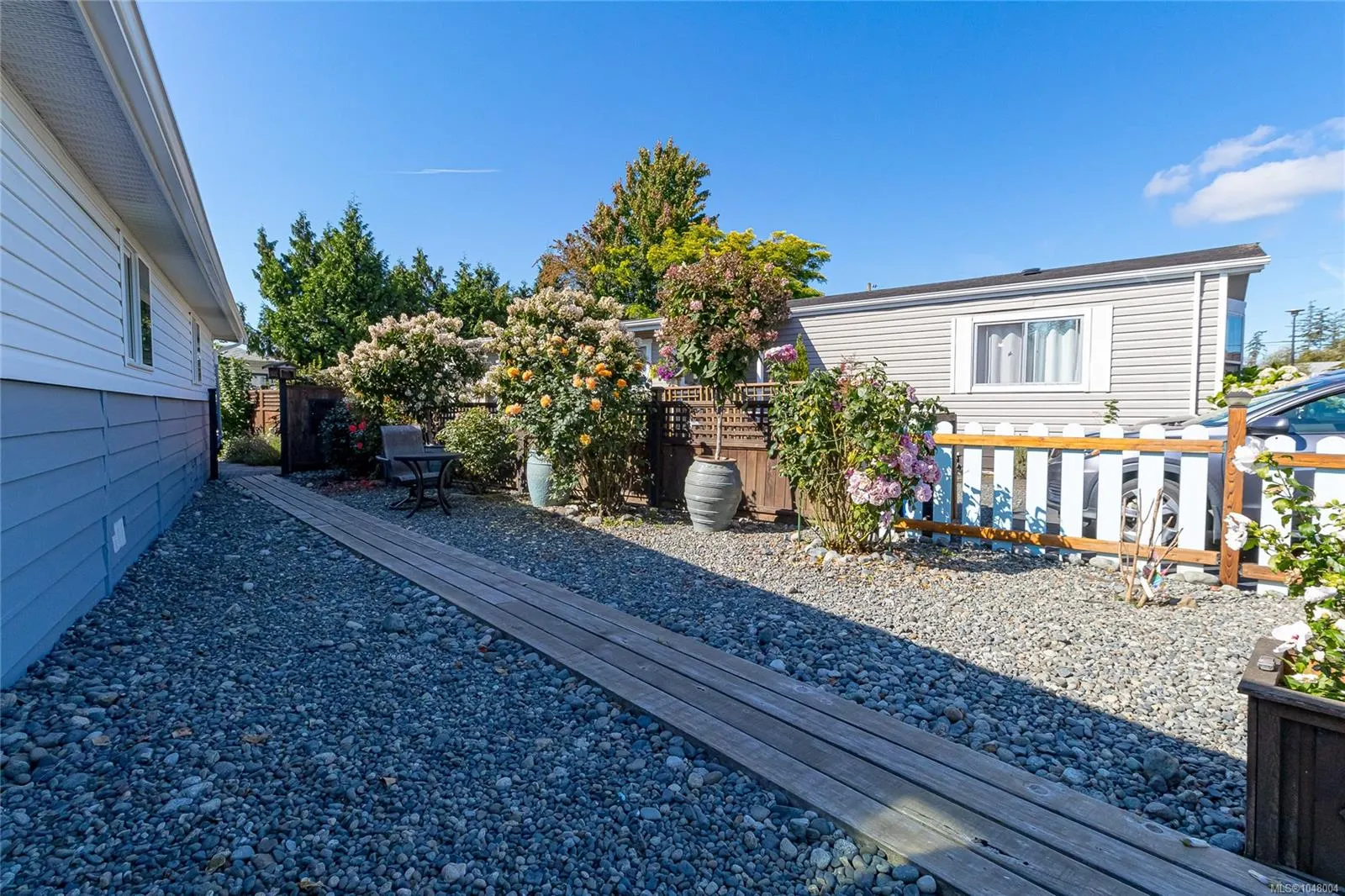 7701 Central Saanich Rd