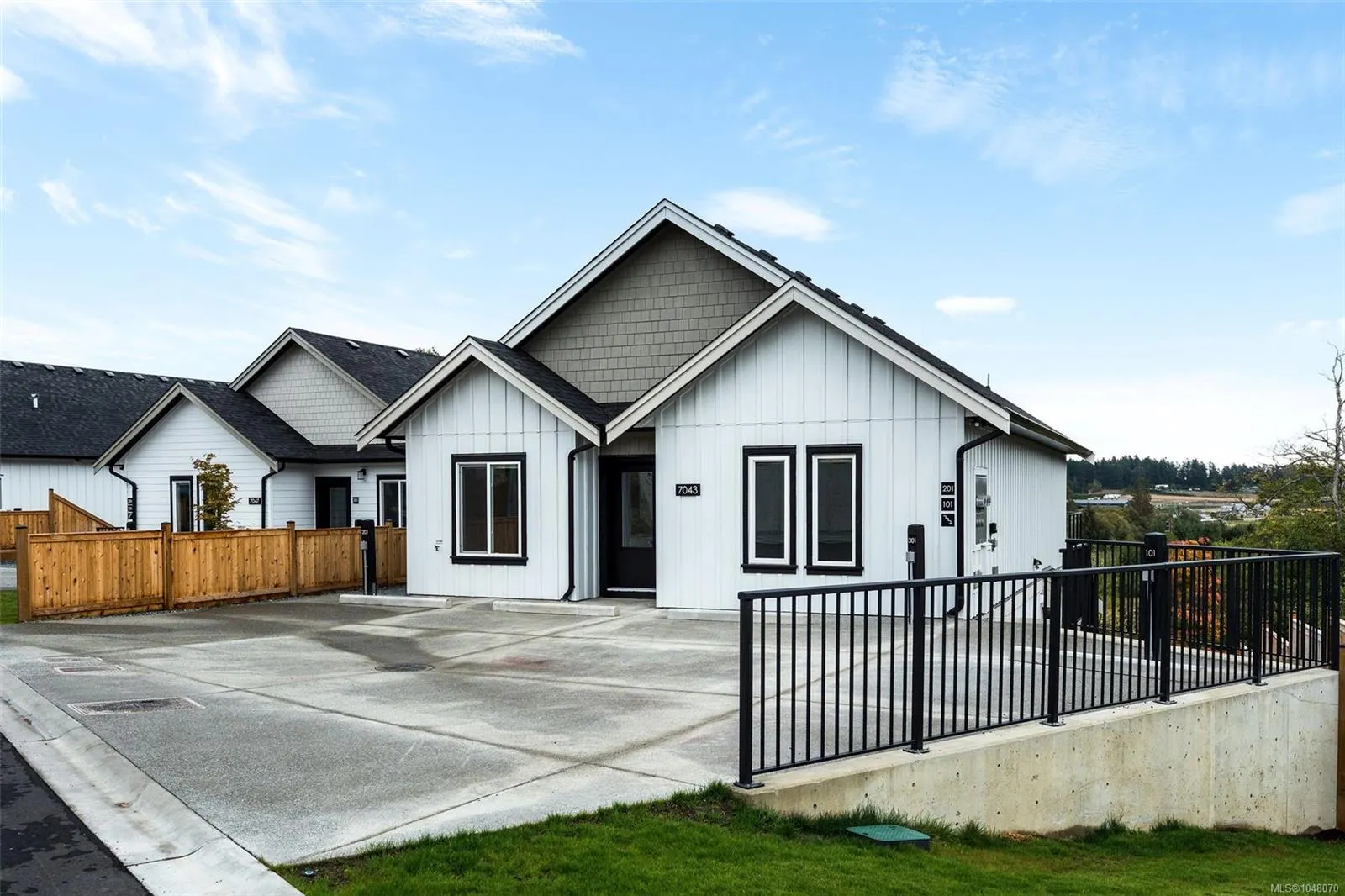 7043 Central Saanich Rd