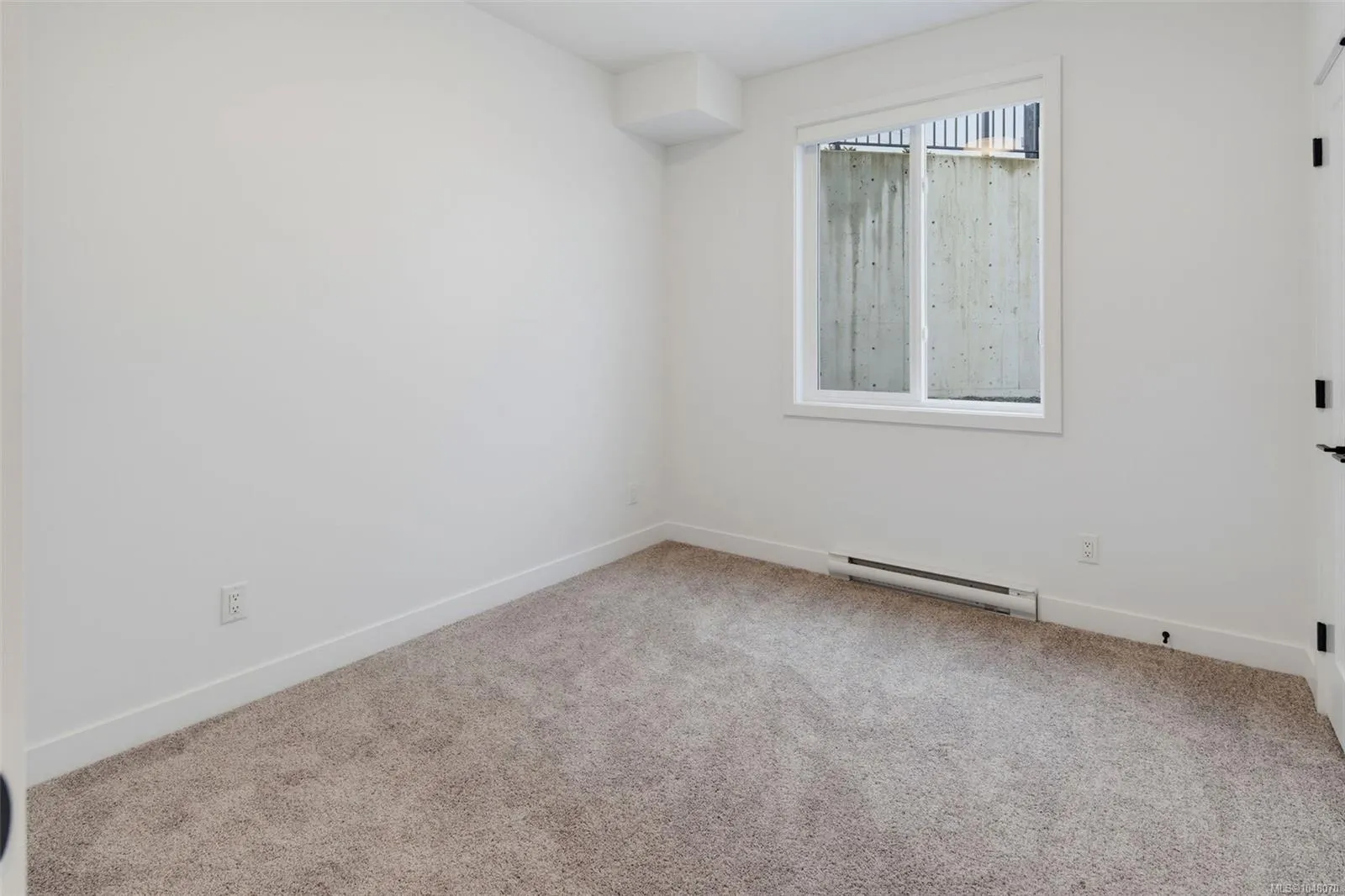 7043 Central Saanich Rd