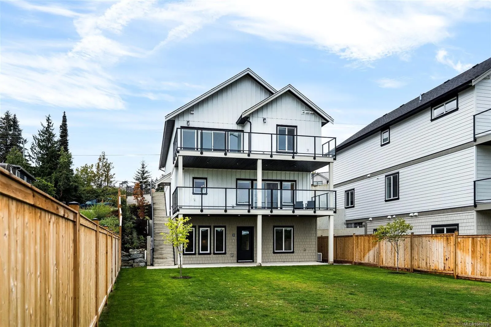 7043 Central Saanich Rd