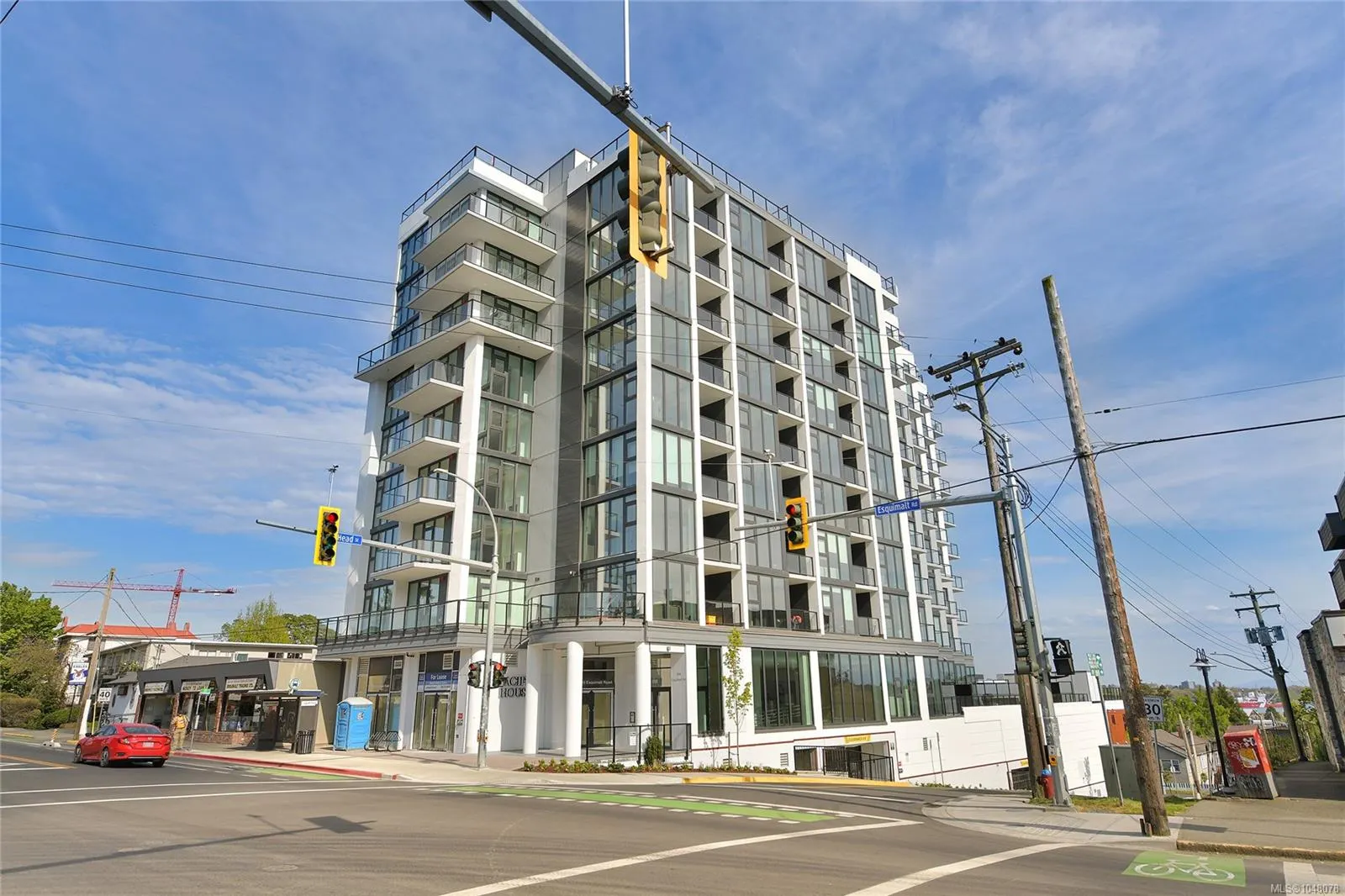 899 Esquimalt Rd