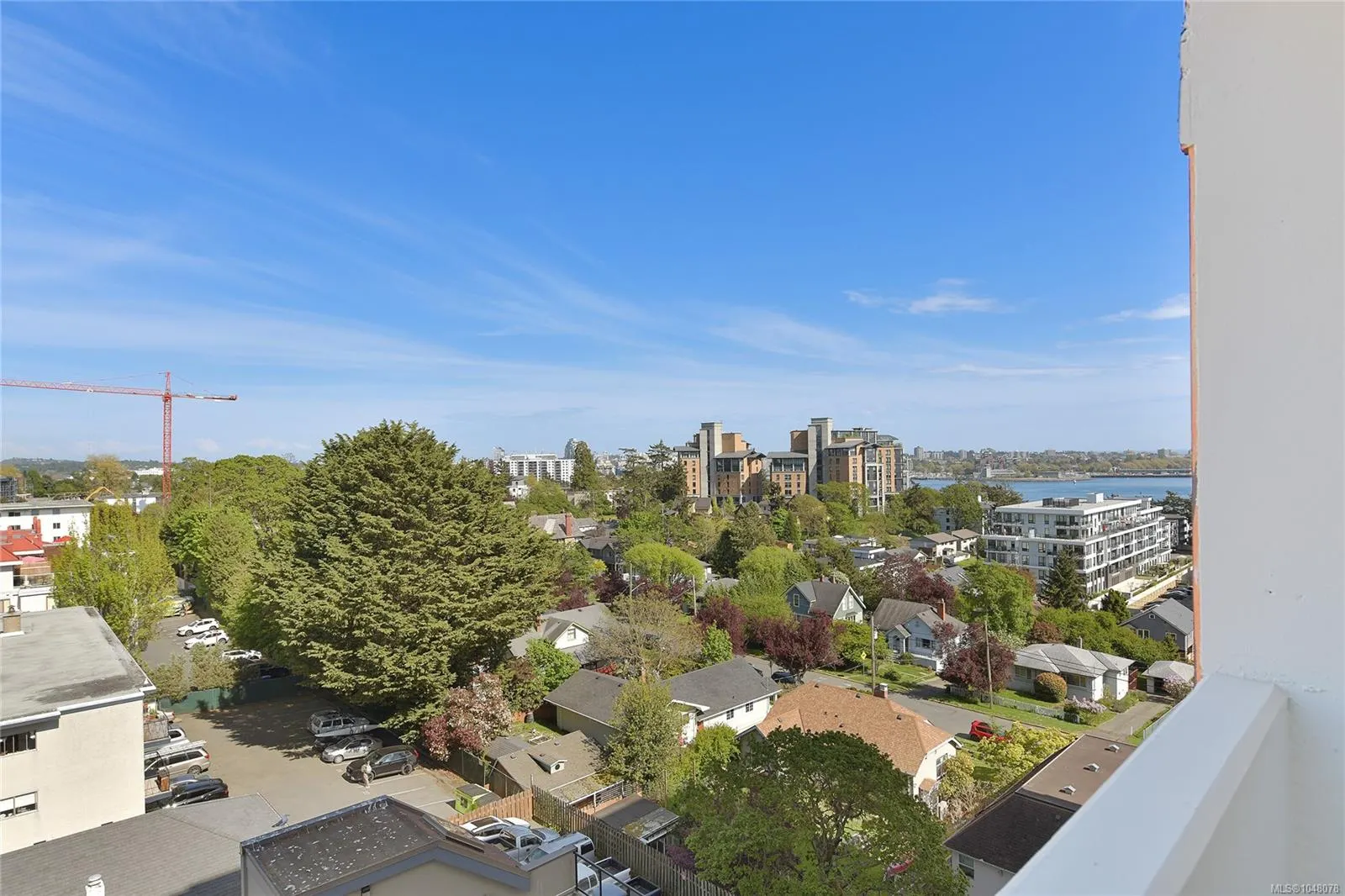 899 Esquimalt Rd