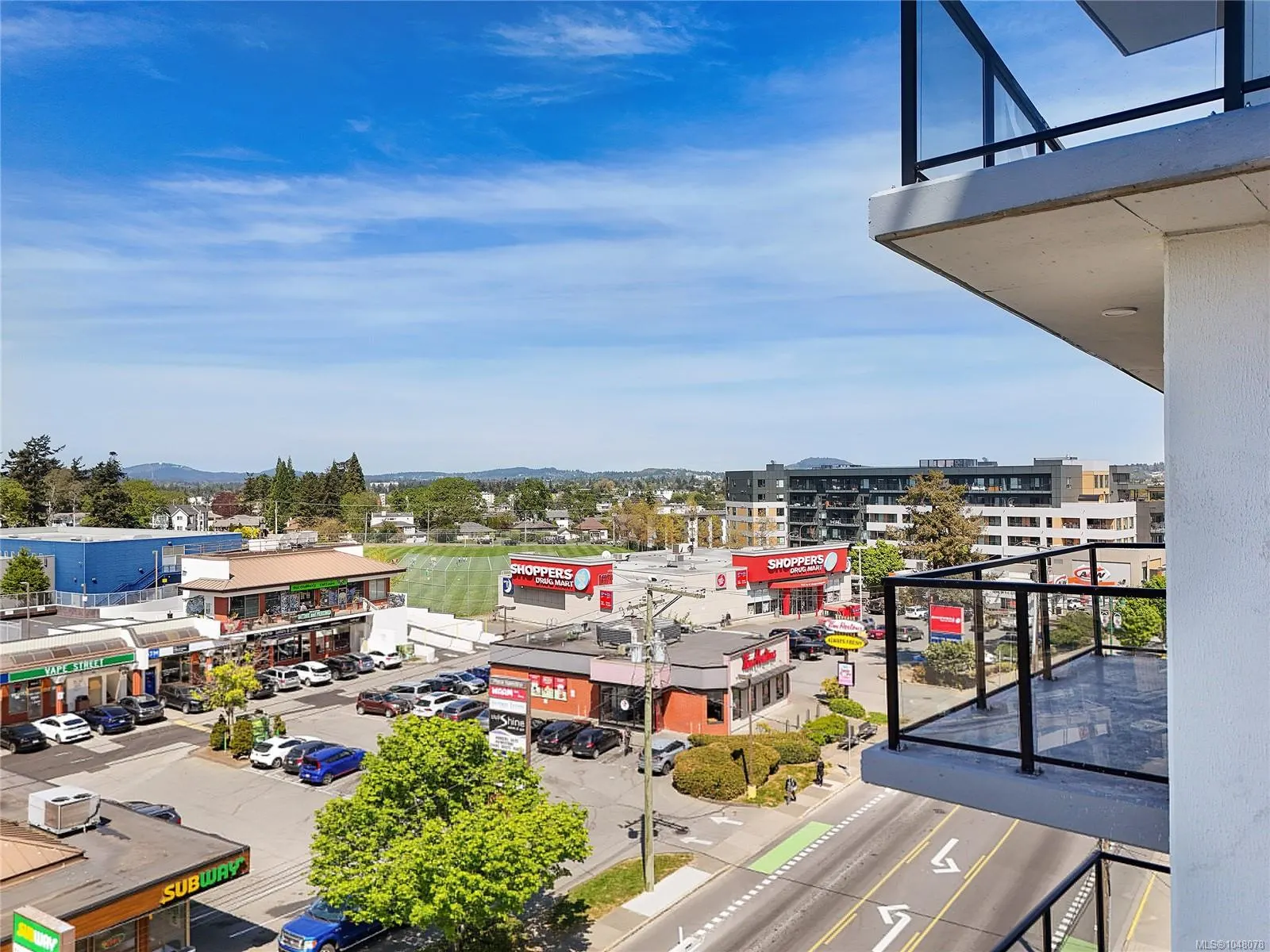899 Esquimalt Rd