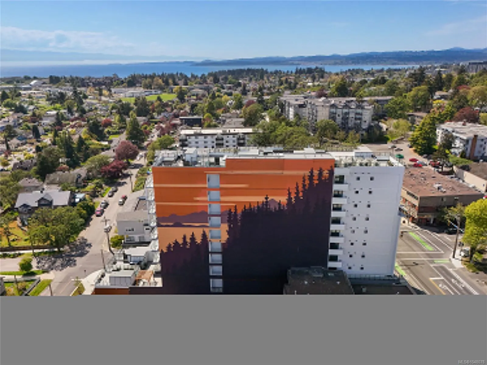 899 Esquimalt Rd