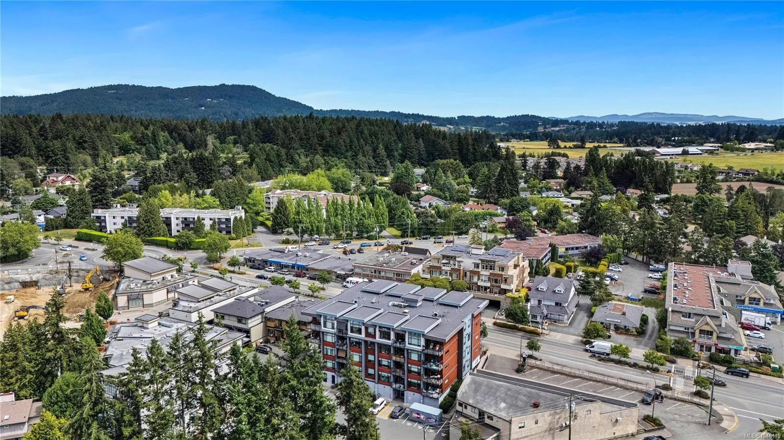 7162 West Saanich Rd