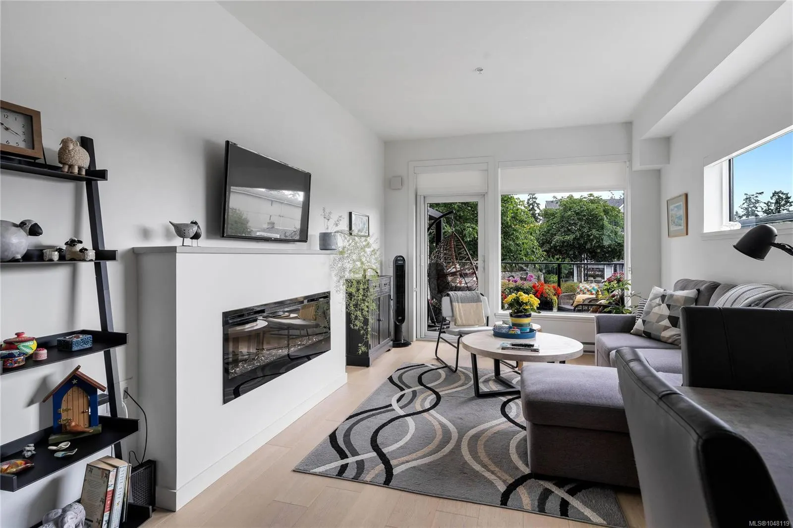 7162 West Saanich Rd