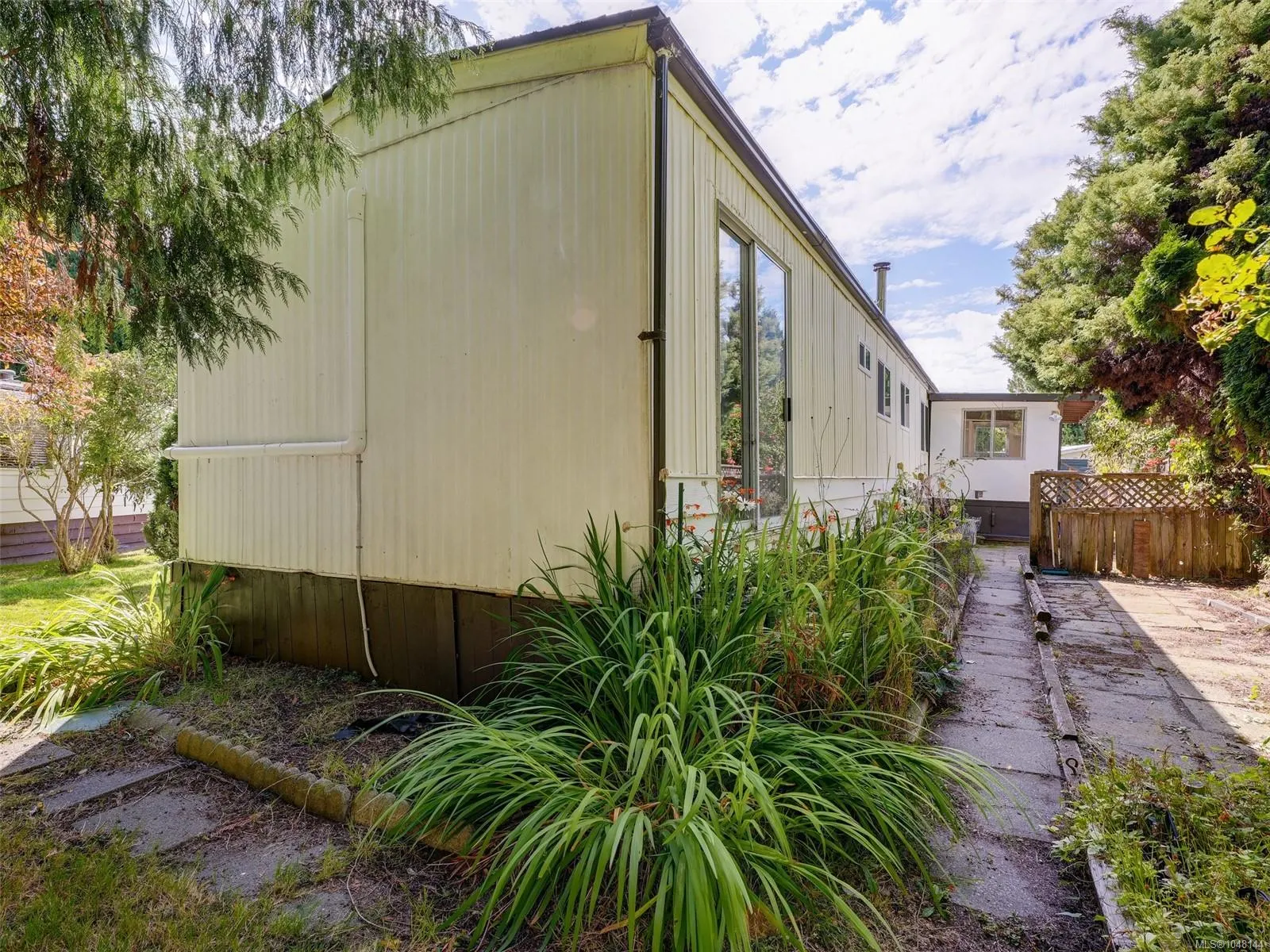 2357 Sooke River Rd