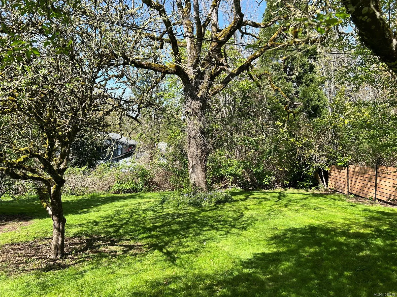 9146 West Saanich Rd