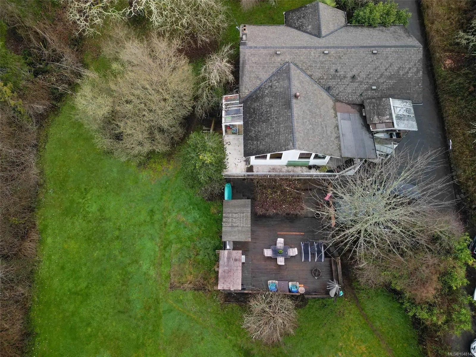 9146 West Saanich Rd