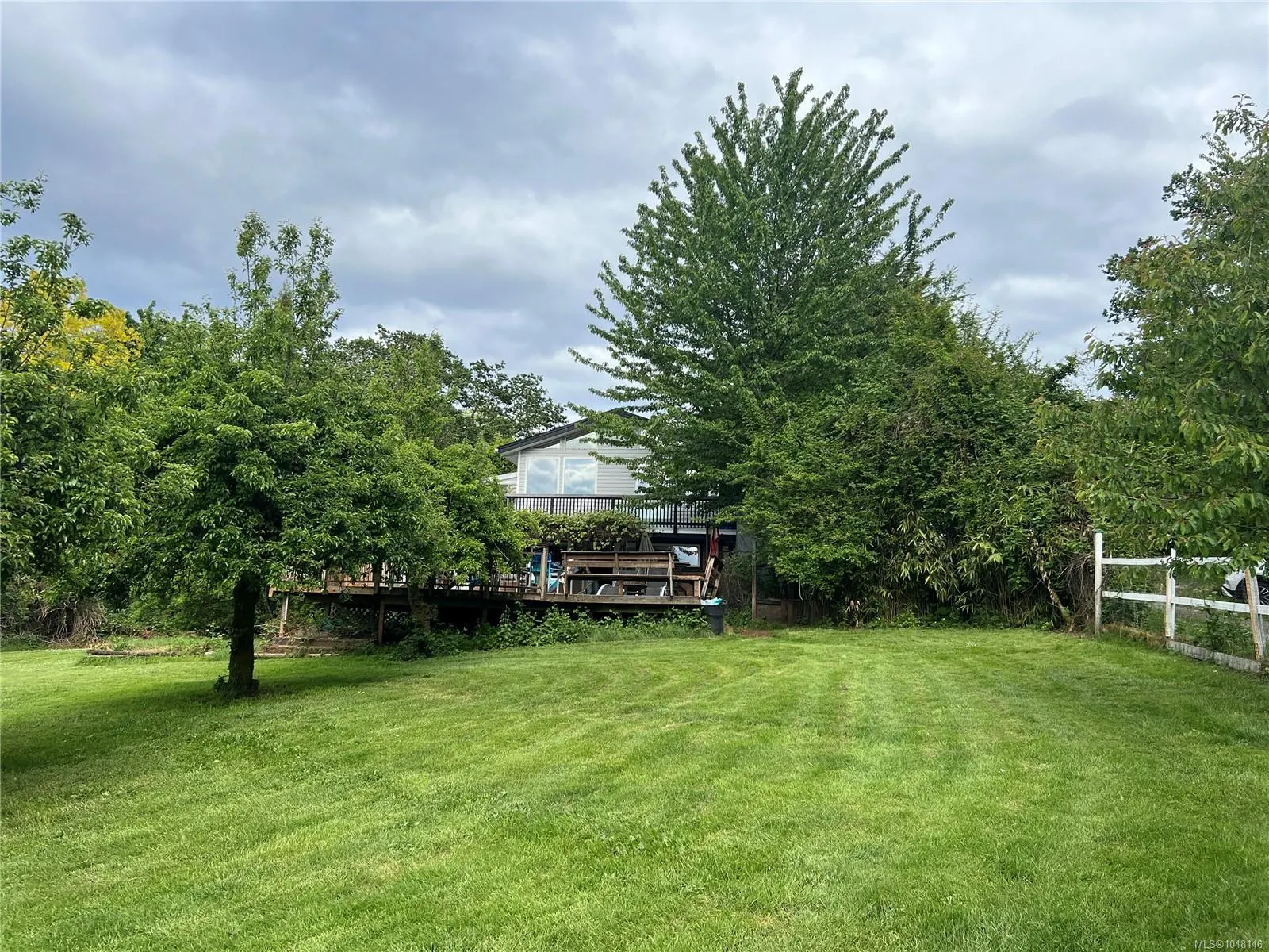 9146 West Saanich Rd