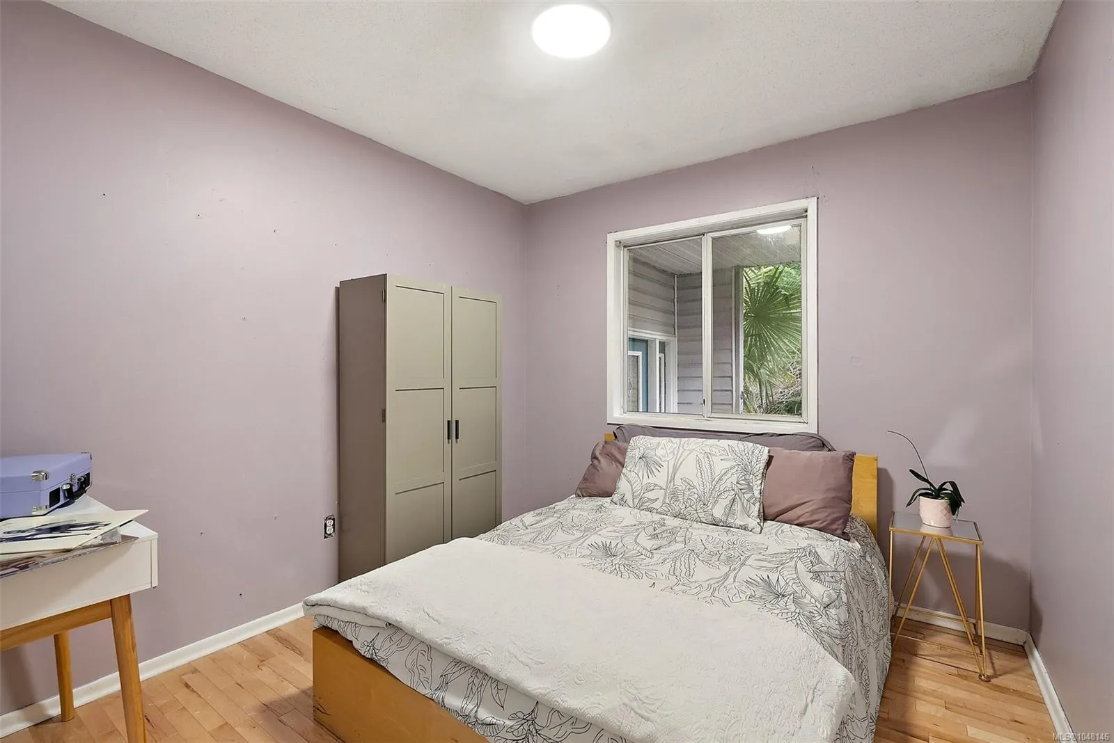 9146 West Saanich Rd