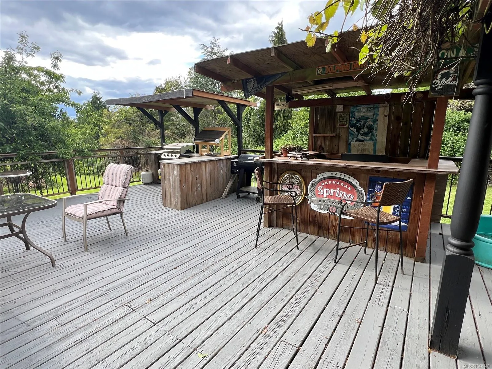 9146 West Saanich Rd
