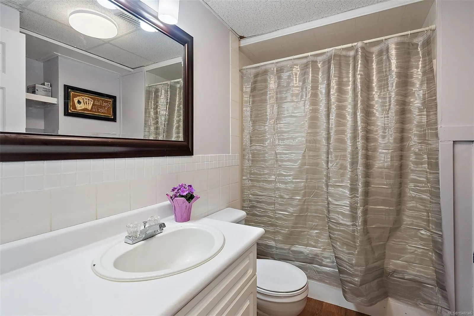 9146 West Saanich Rd