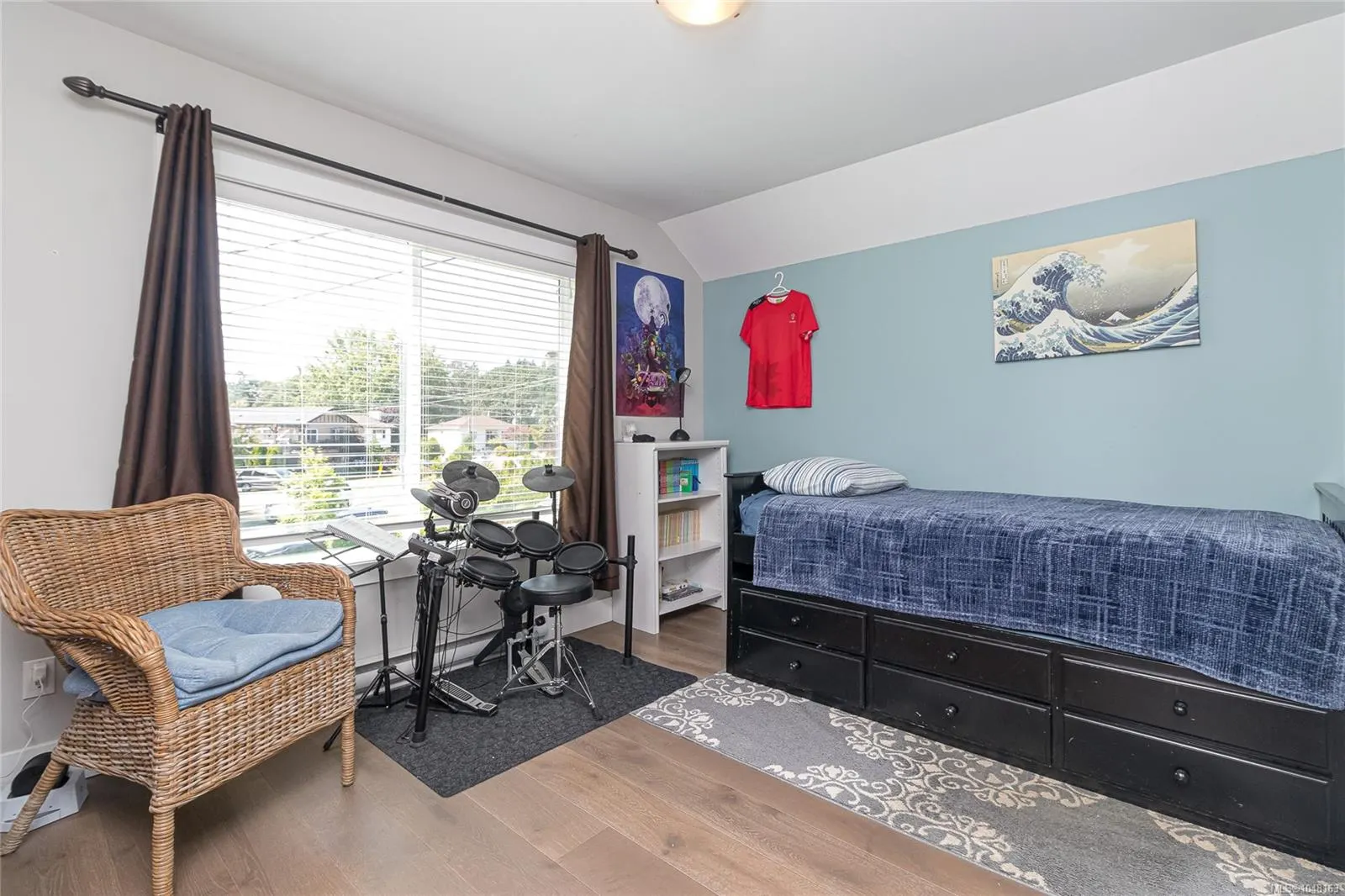 920 Snowdrop Ave