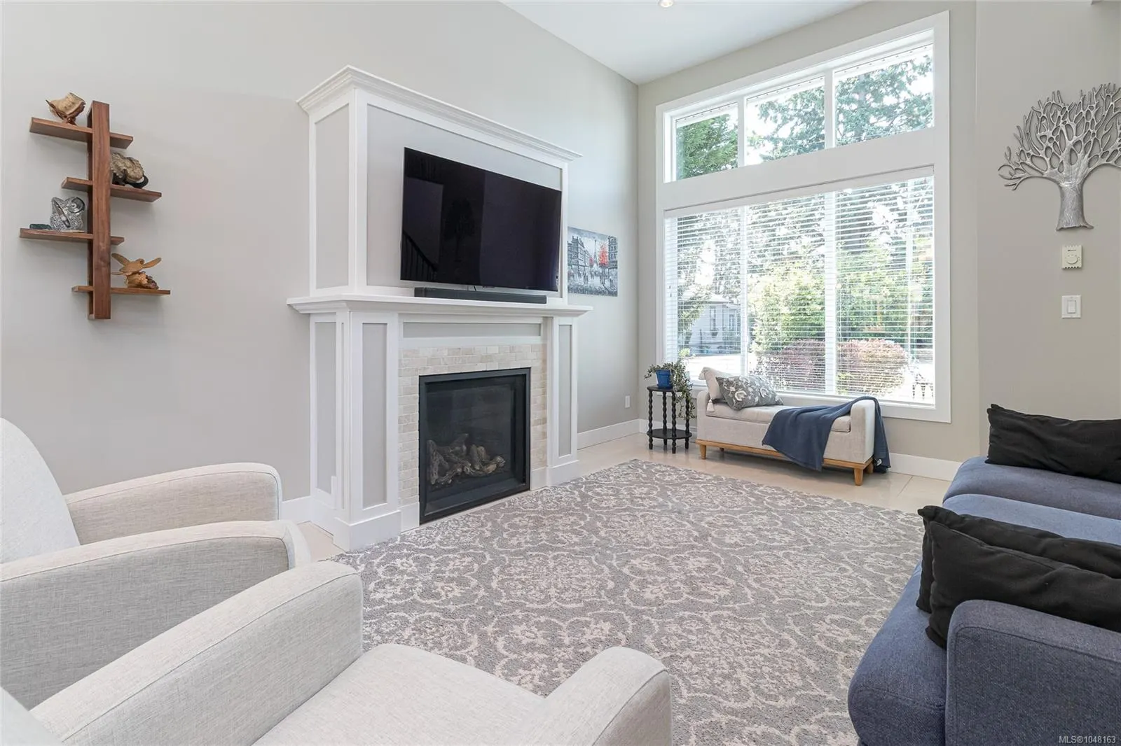 920 Snowdrop Ave