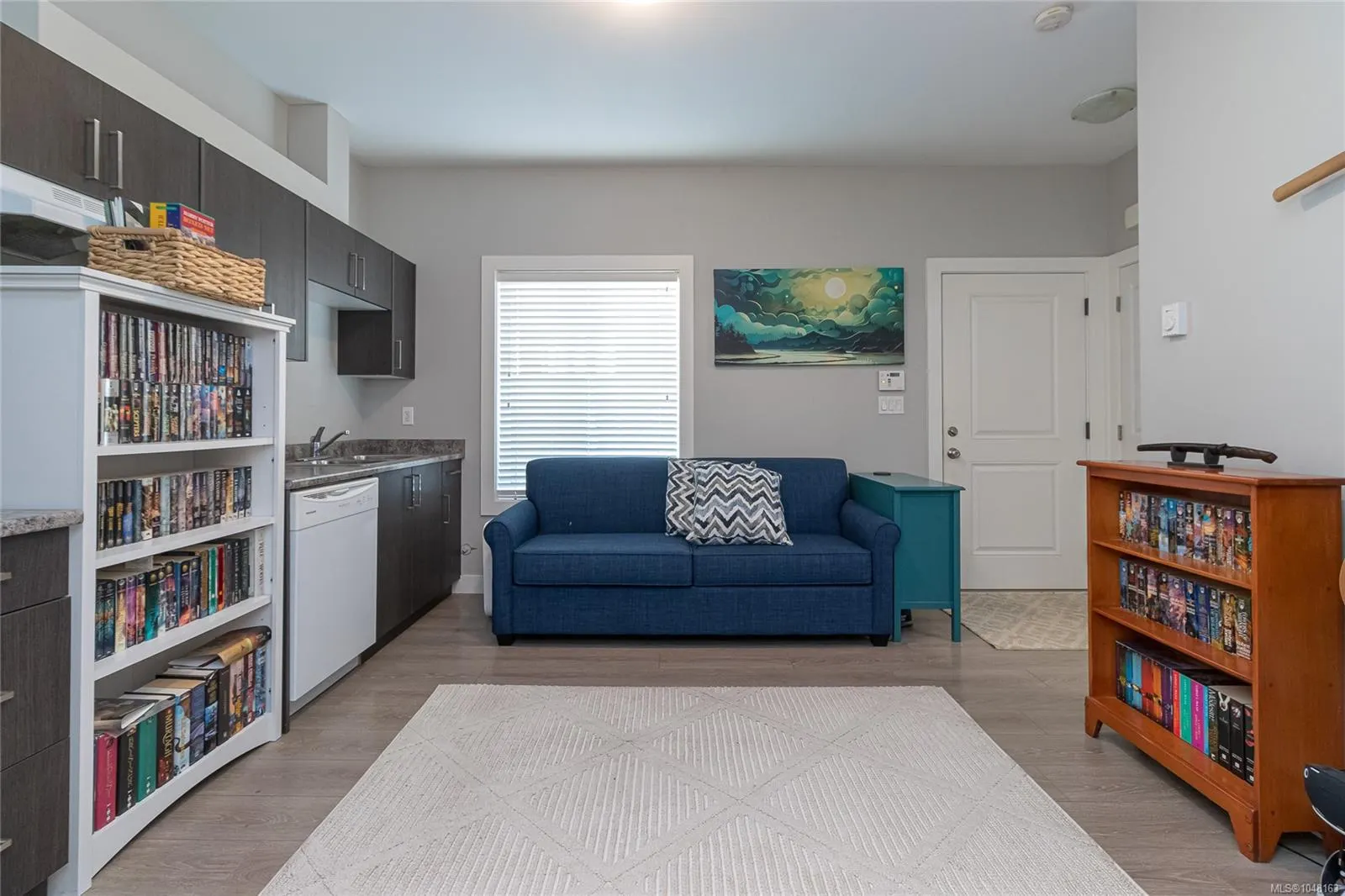 920 Snowdrop Ave