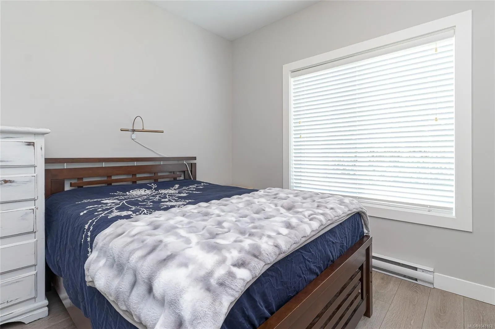 920 Snowdrop Ave