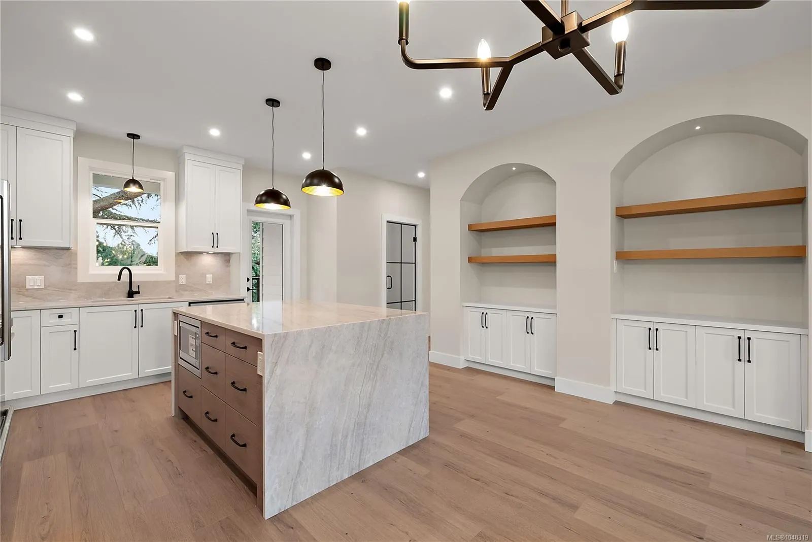 954 Preston Way