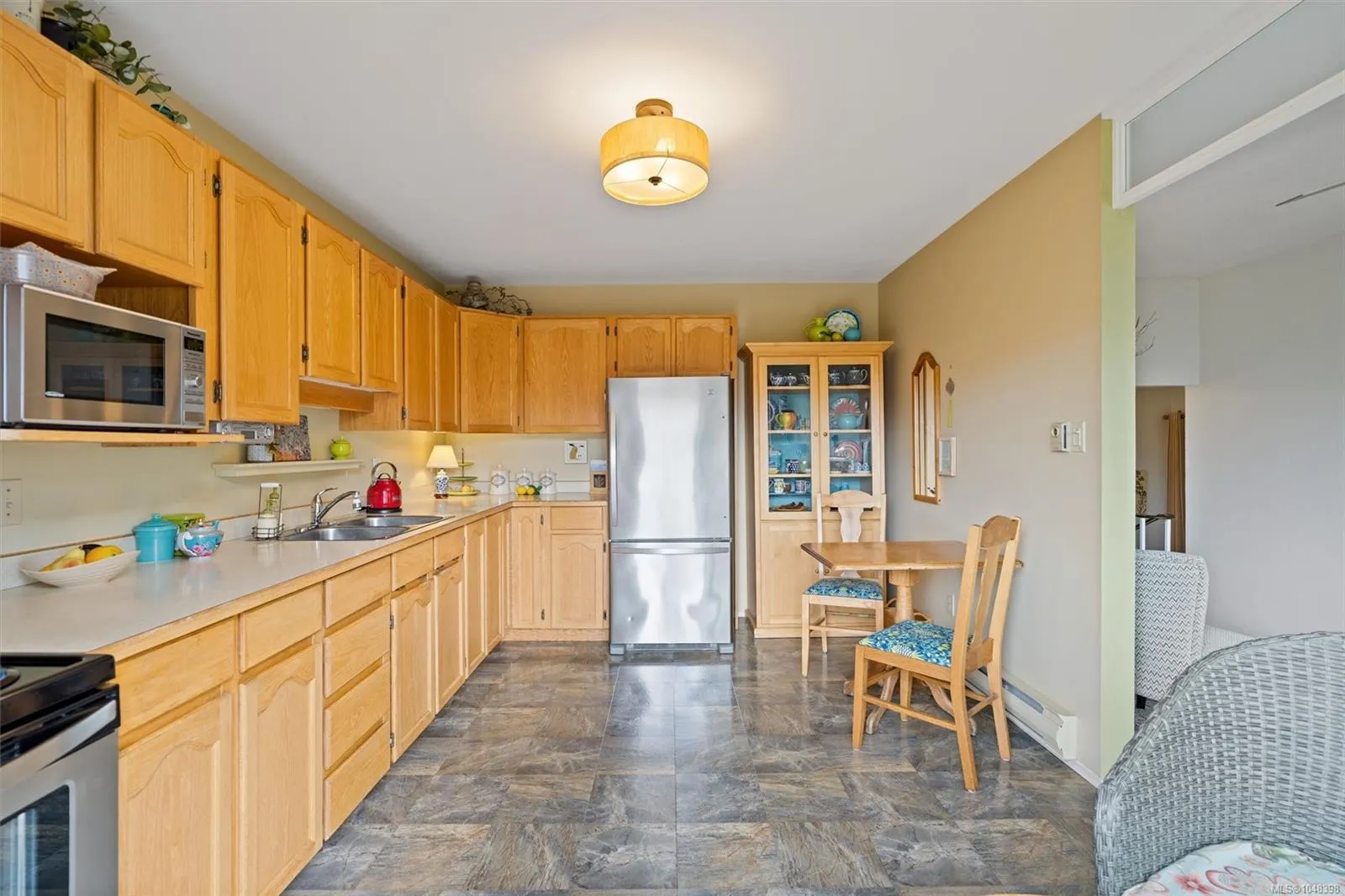 3060 Harriet Rd