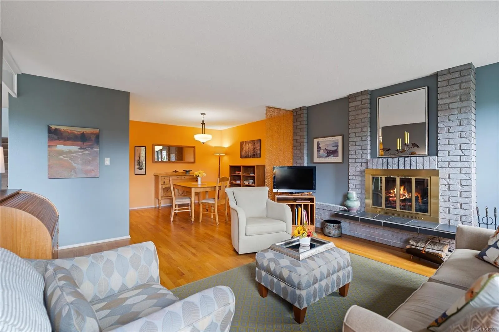 3060 Harriet Rd