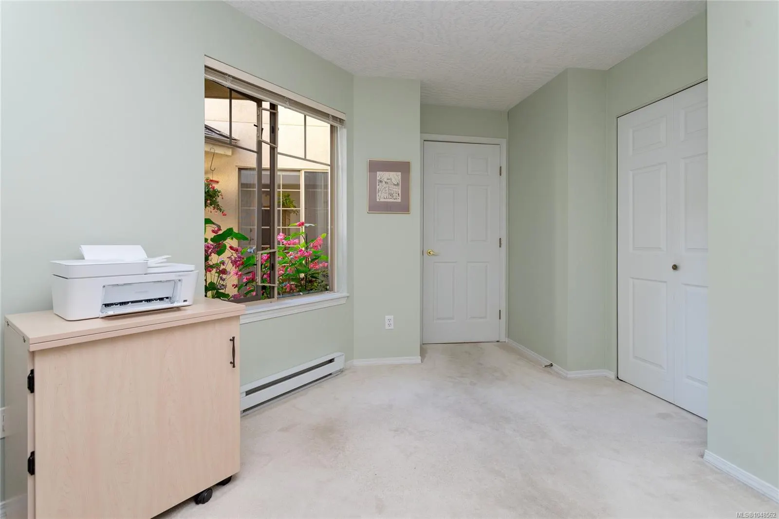 909 Admirals Rd