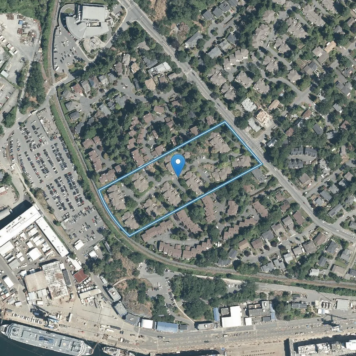 909 Admirals Rd