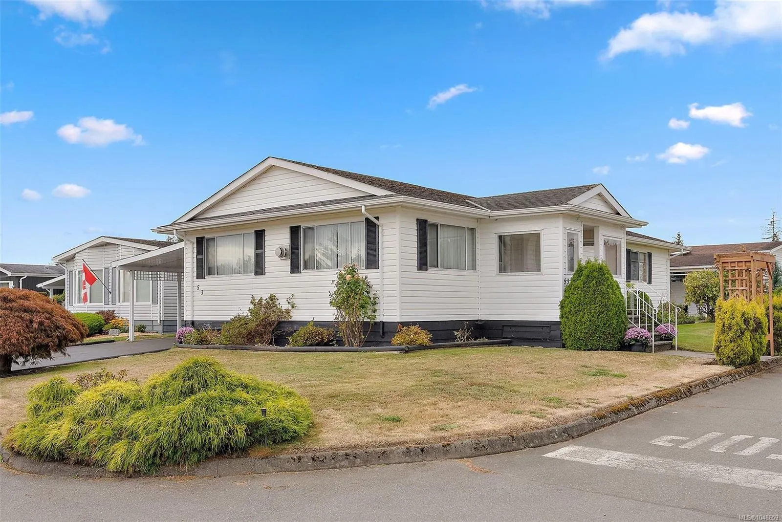 7701 Central Saanich Rd