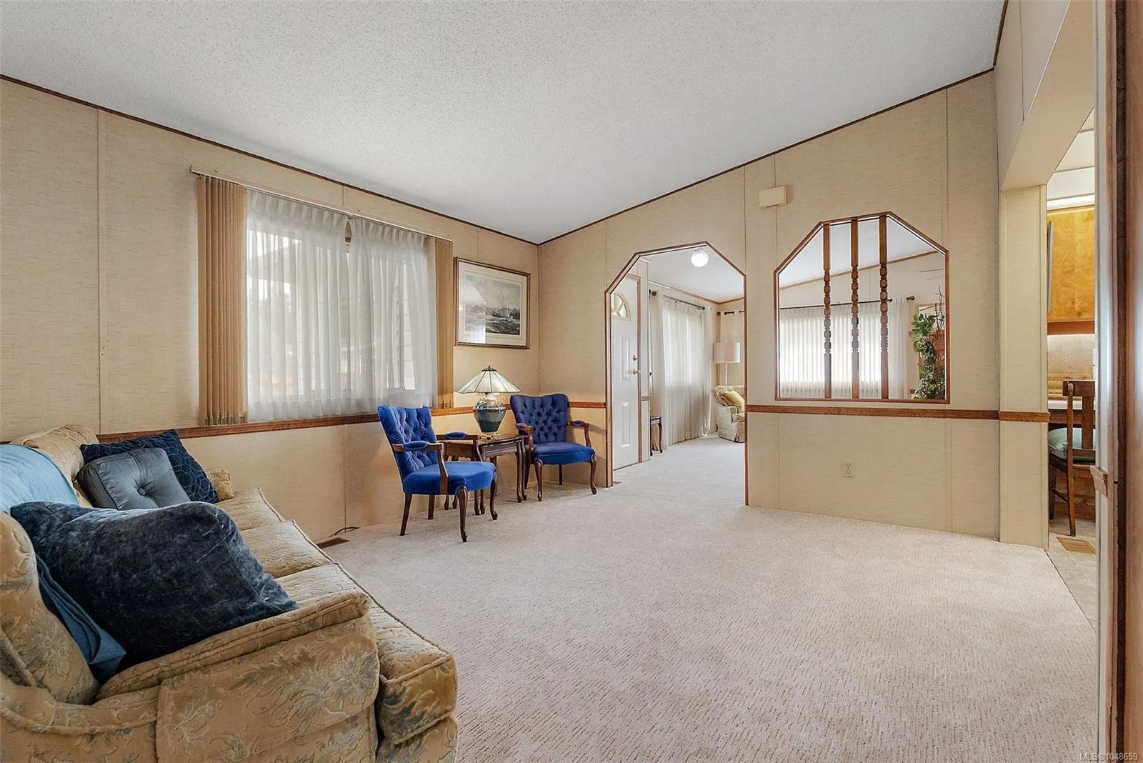 7701 Central Saanich Rd