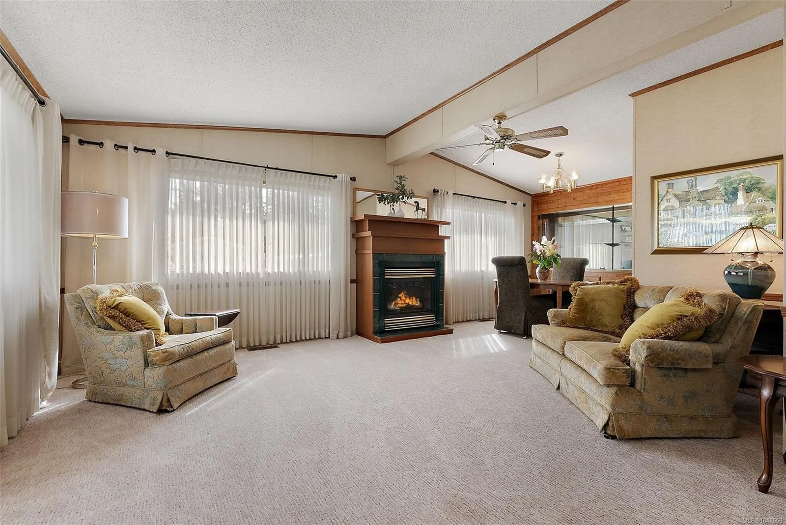 7701 Central Saanich Rd