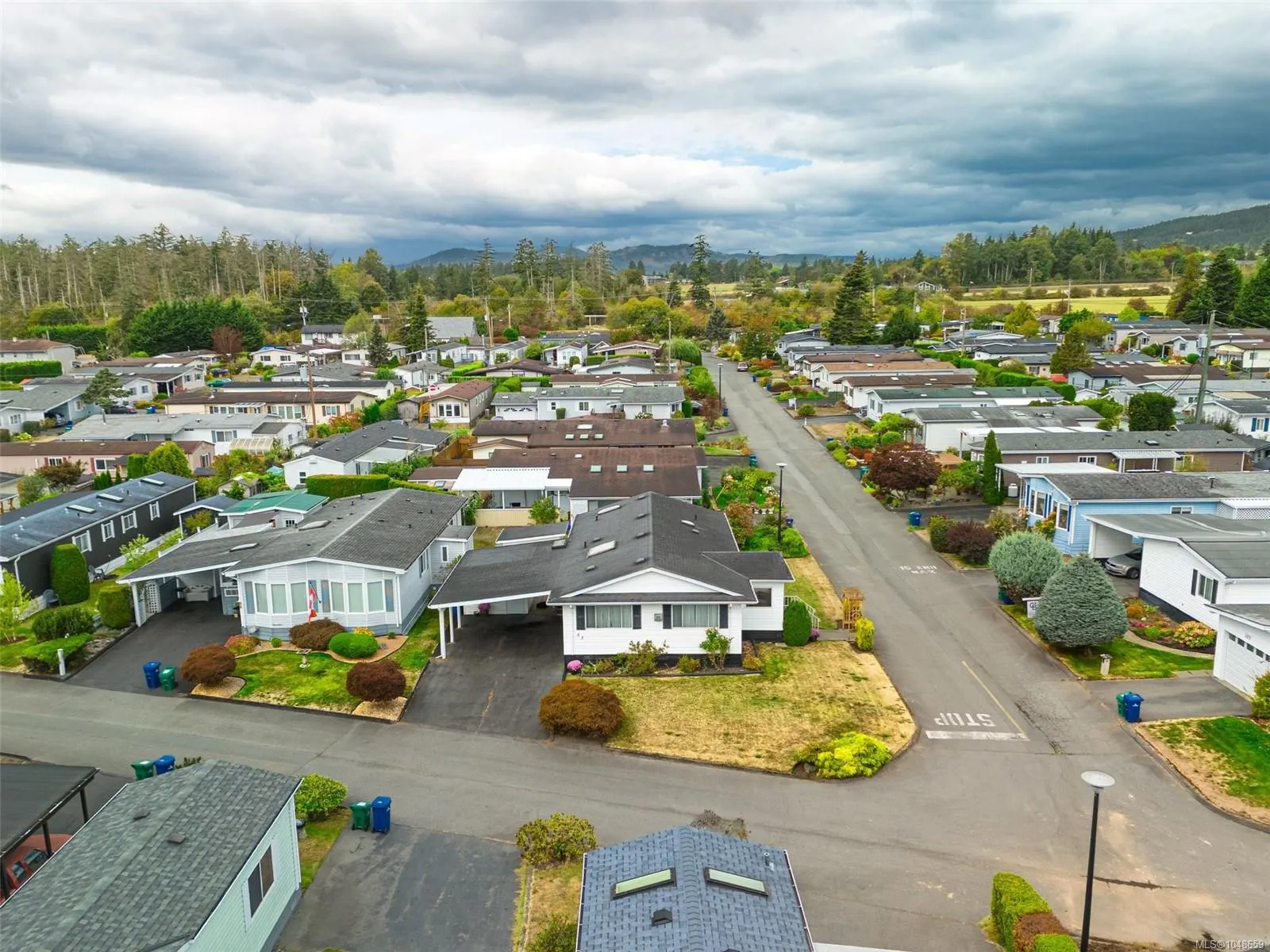 7701 Central Saanich Rd