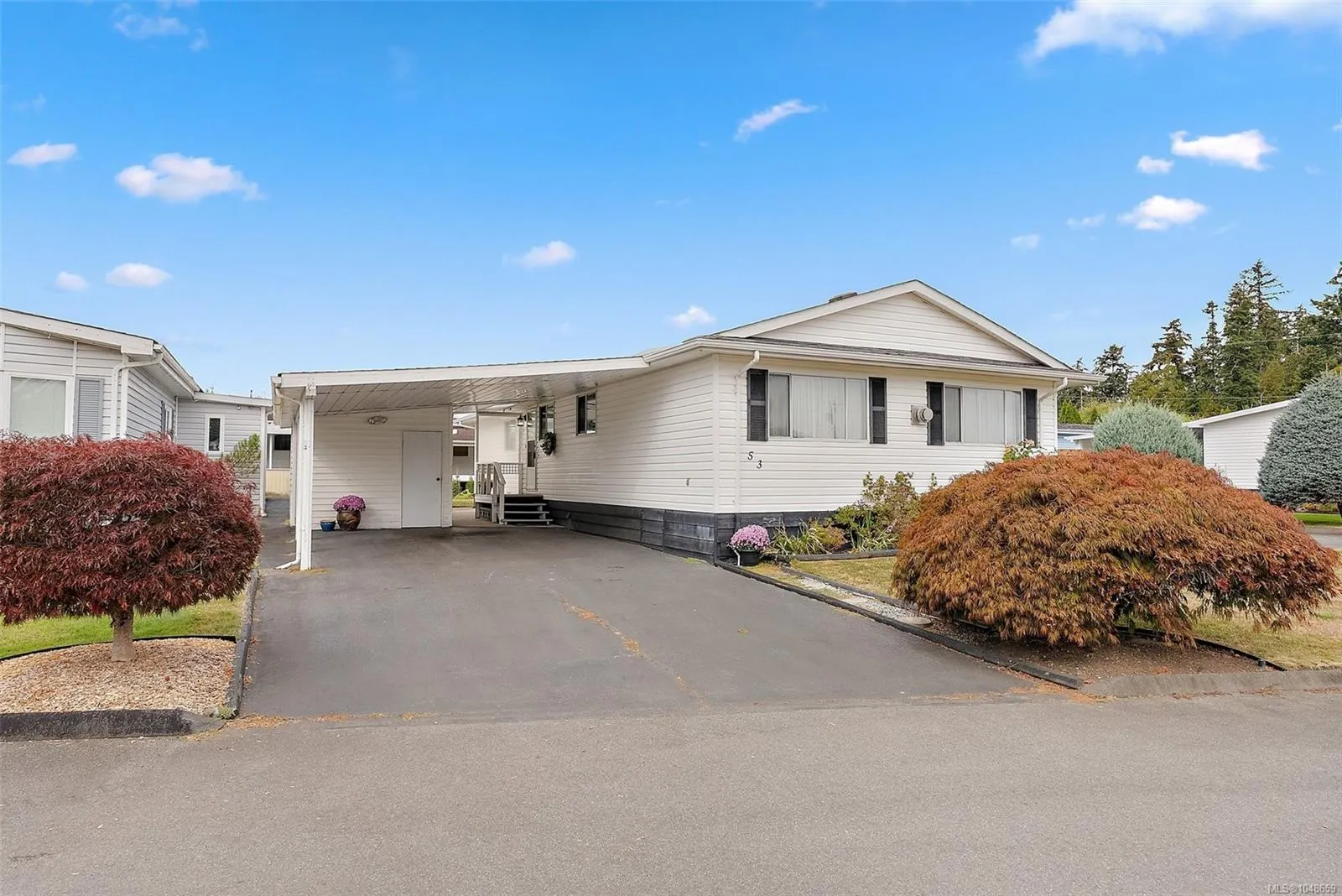 7701 Central Saanich Rd