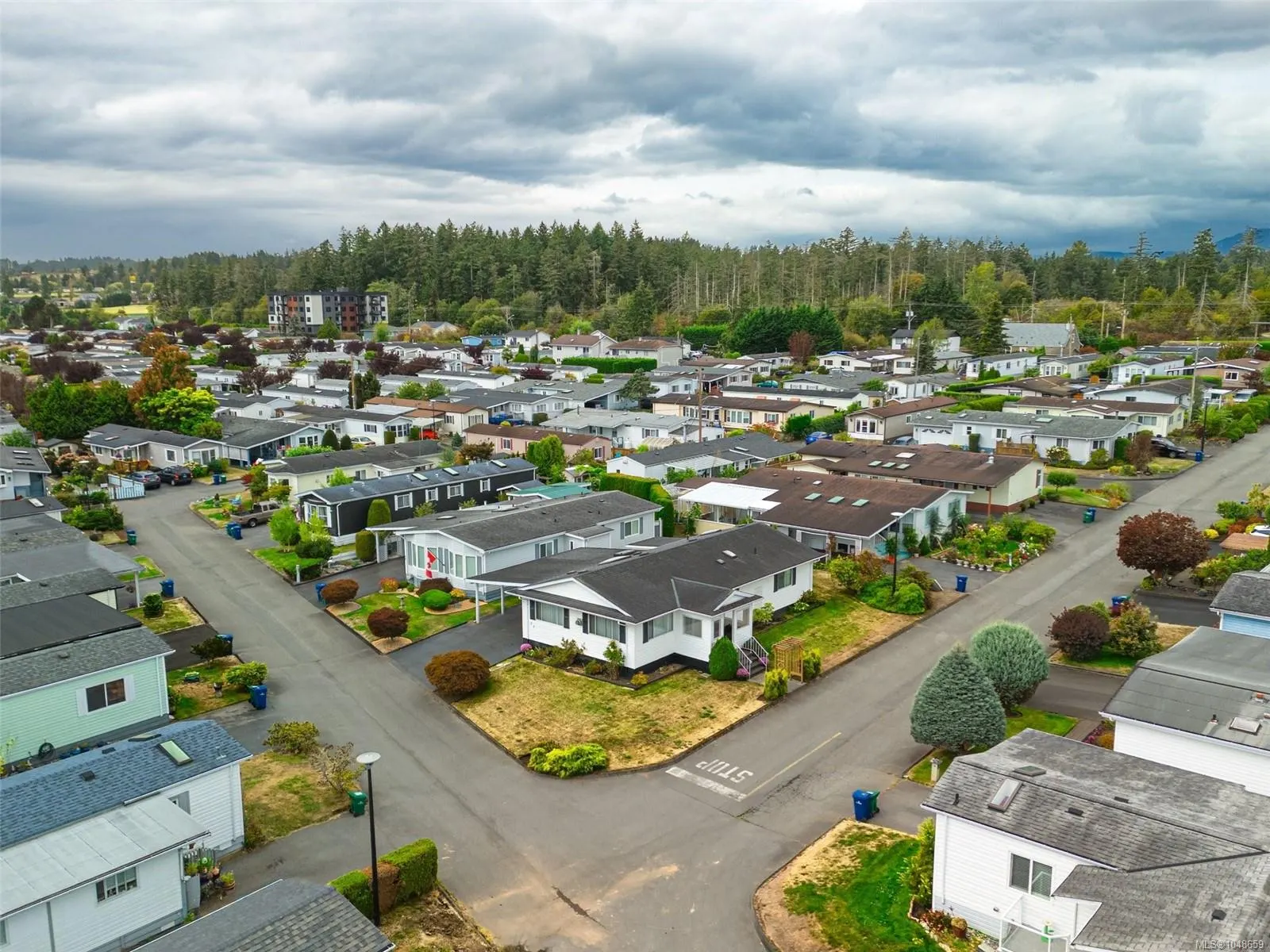 7701 Central Saanich Rd