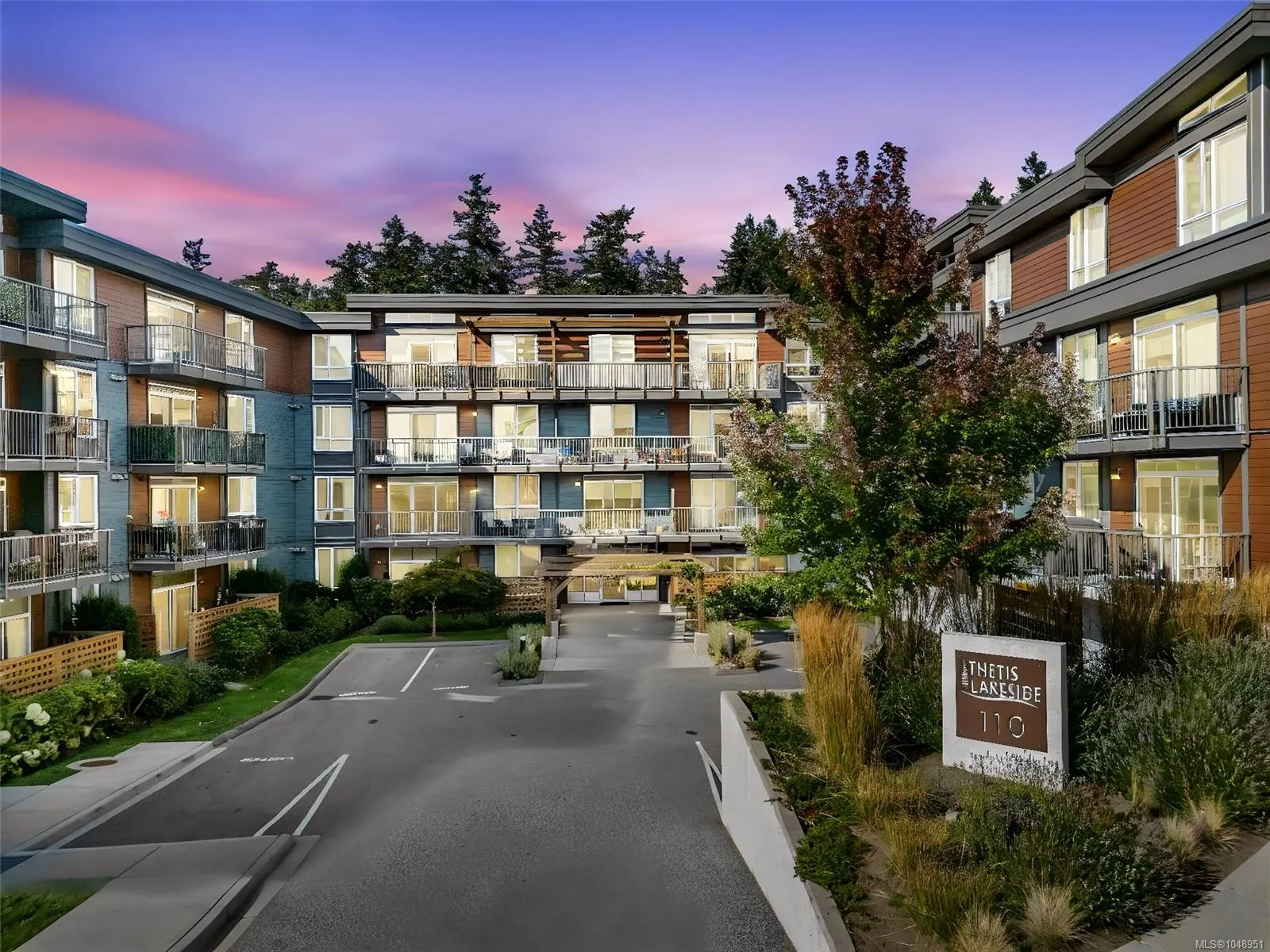 110 Presley Pl