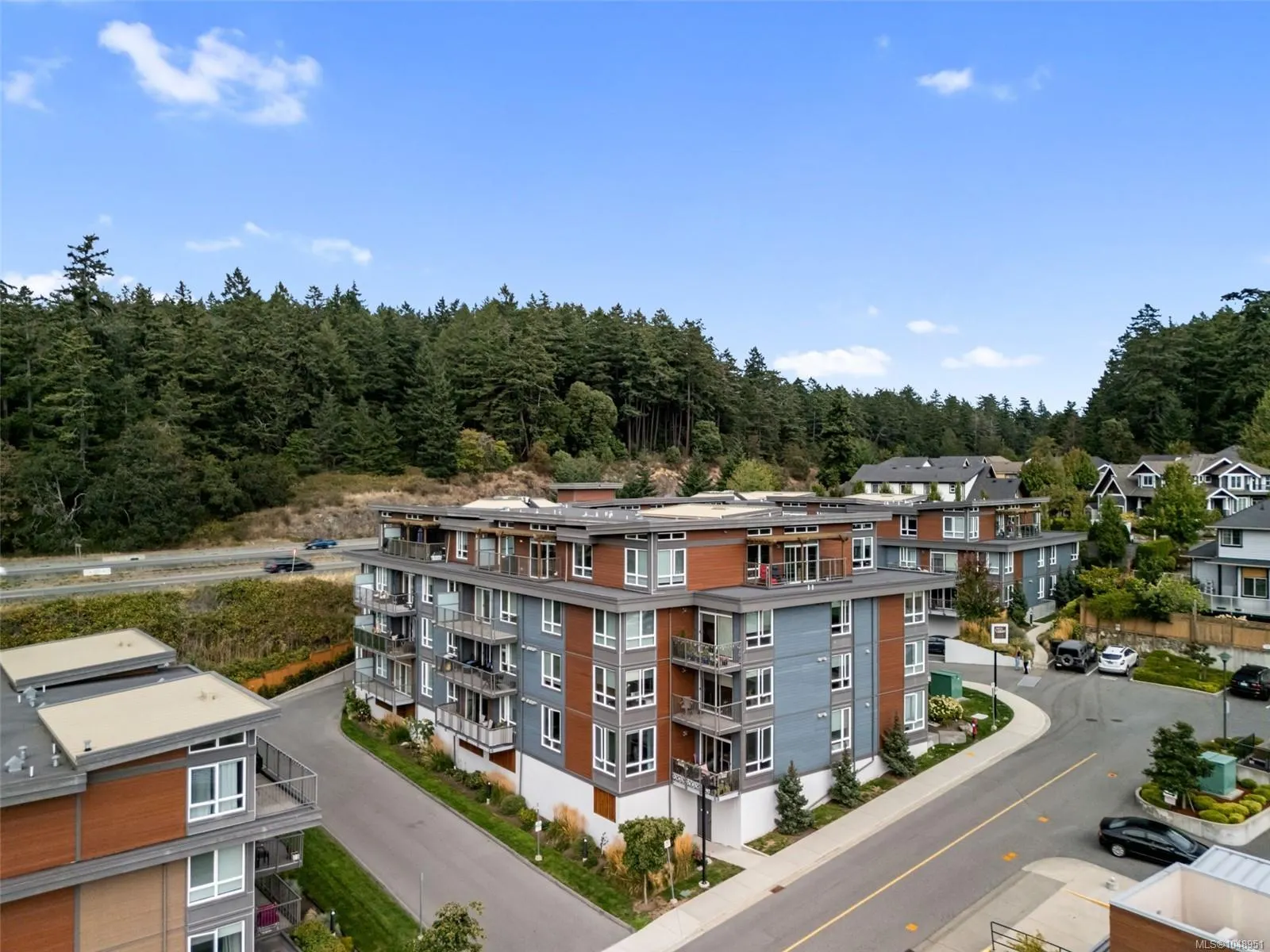 110 Presley Pl
