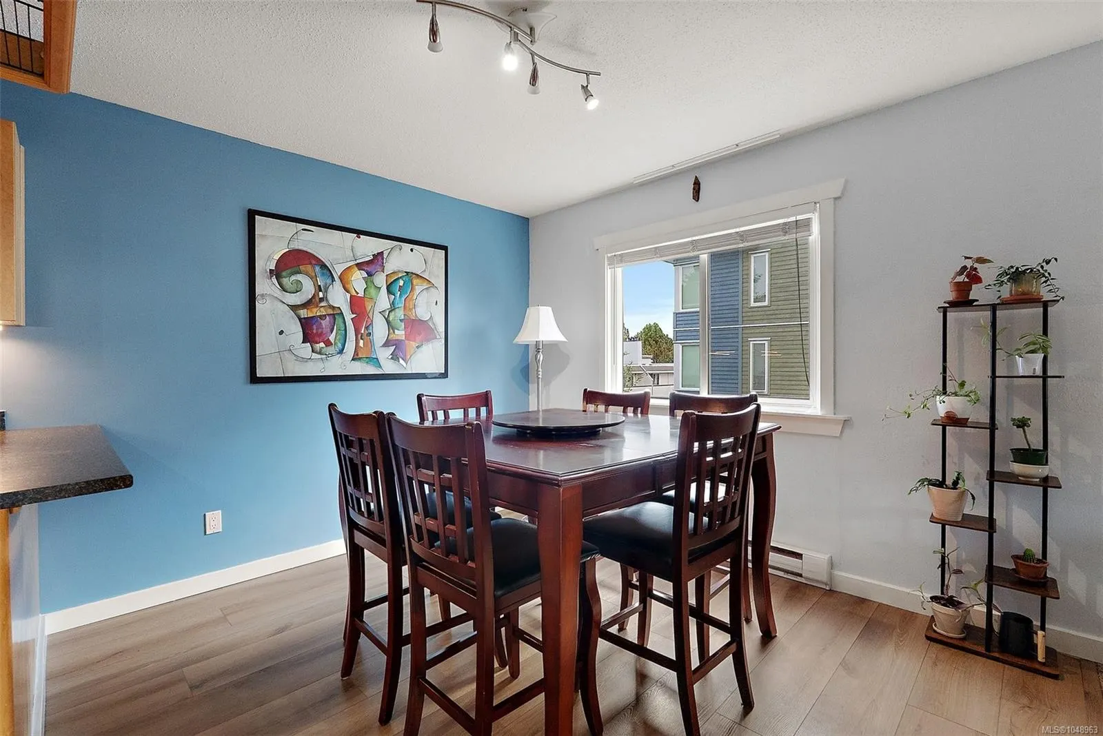 3235 Quadra St
