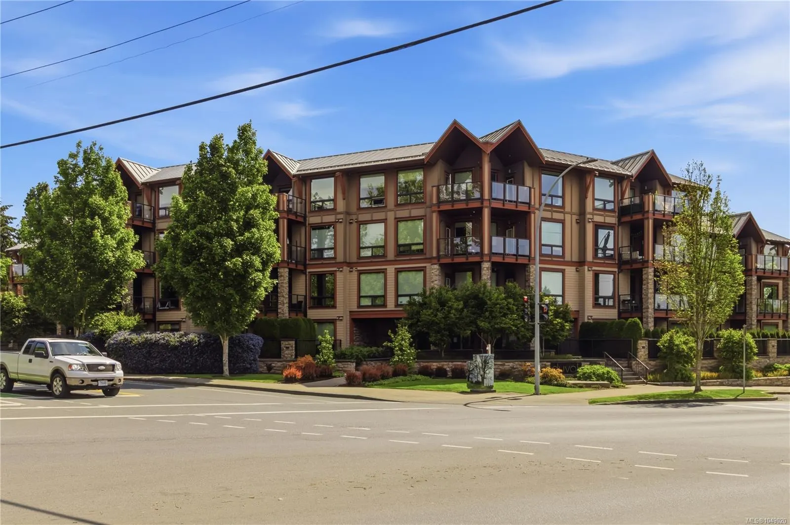 4529 West Saanich Rd