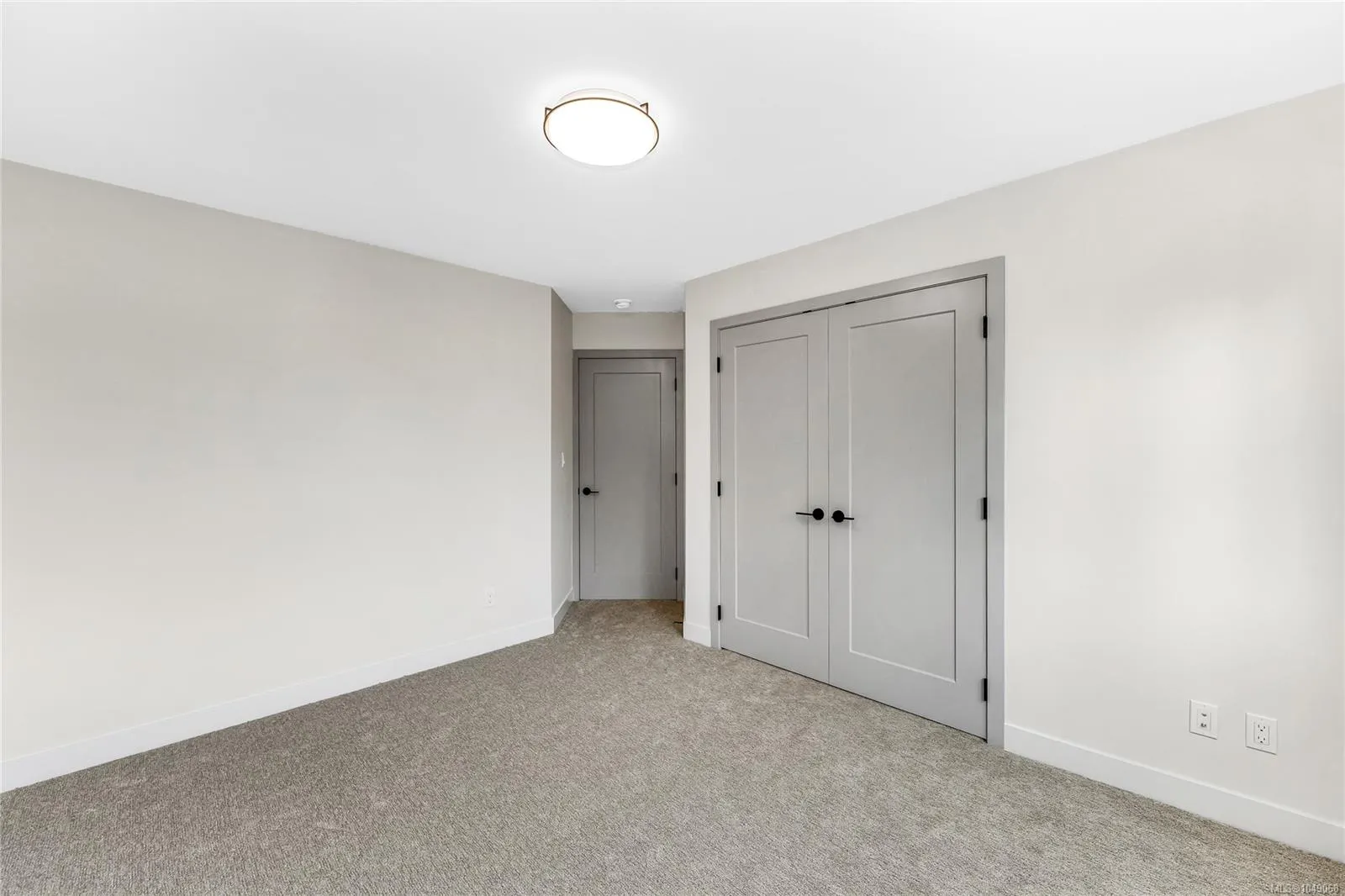 3333 Henderson Rd