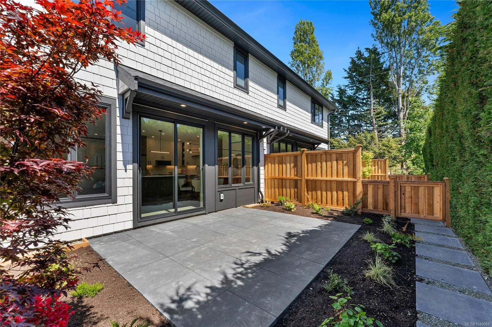 3333 Henderson Rd