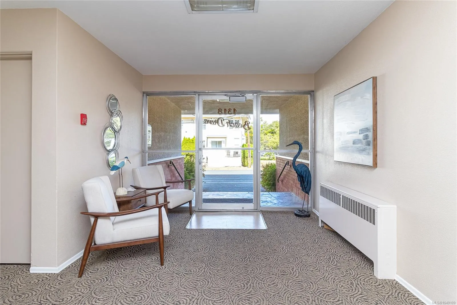 1318 Beach Dr