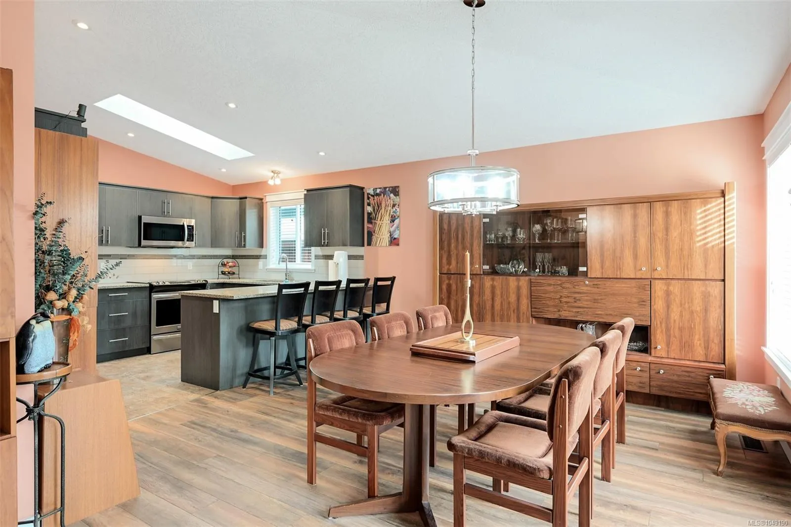 7586 Tetayut Rd