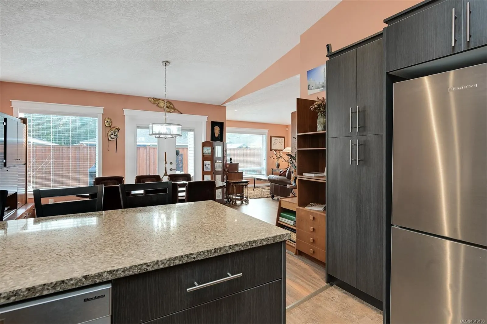 7586 Tetayut Rd