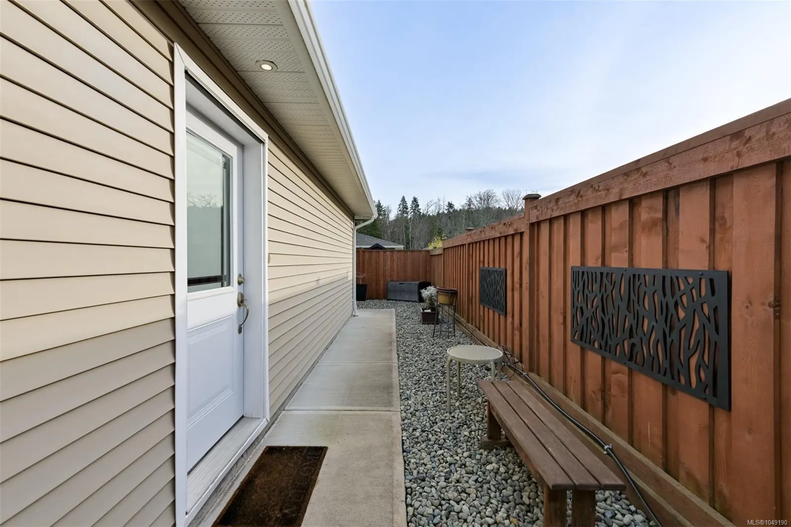 7586 Tetayut Rd