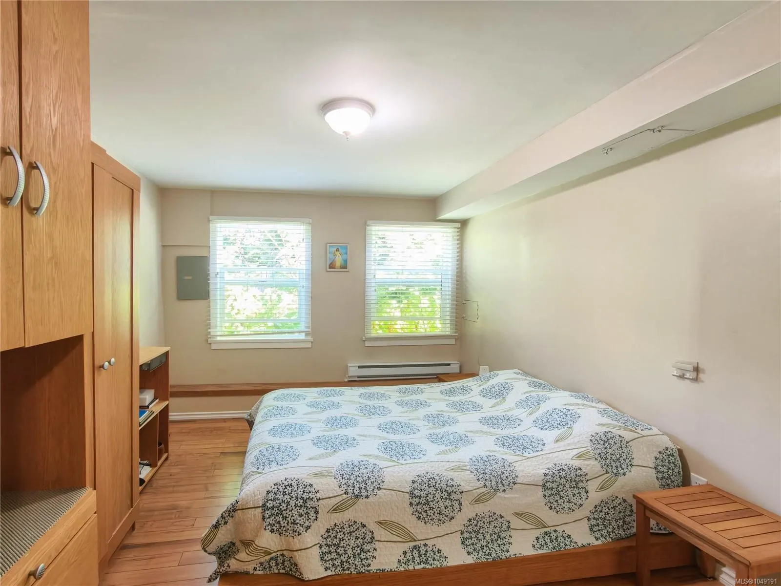 3060 Harriet Rd