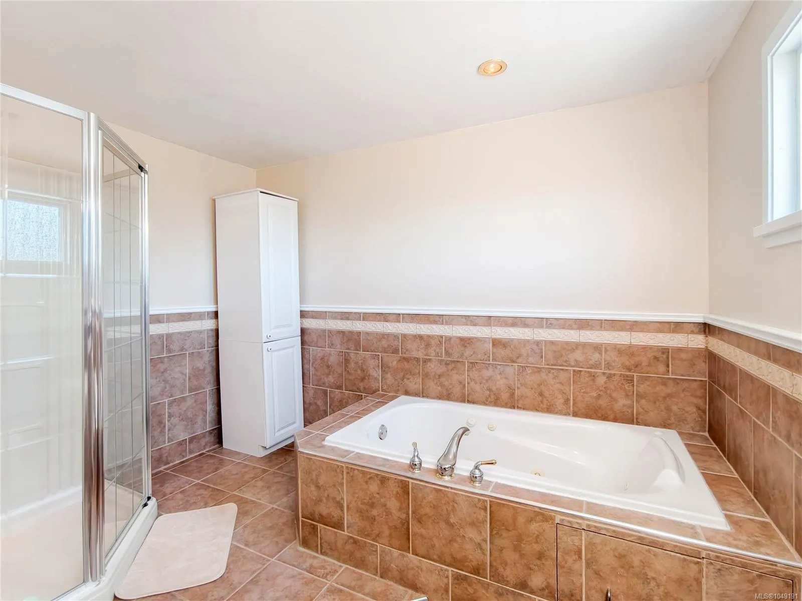 3060 Harriet Rd
