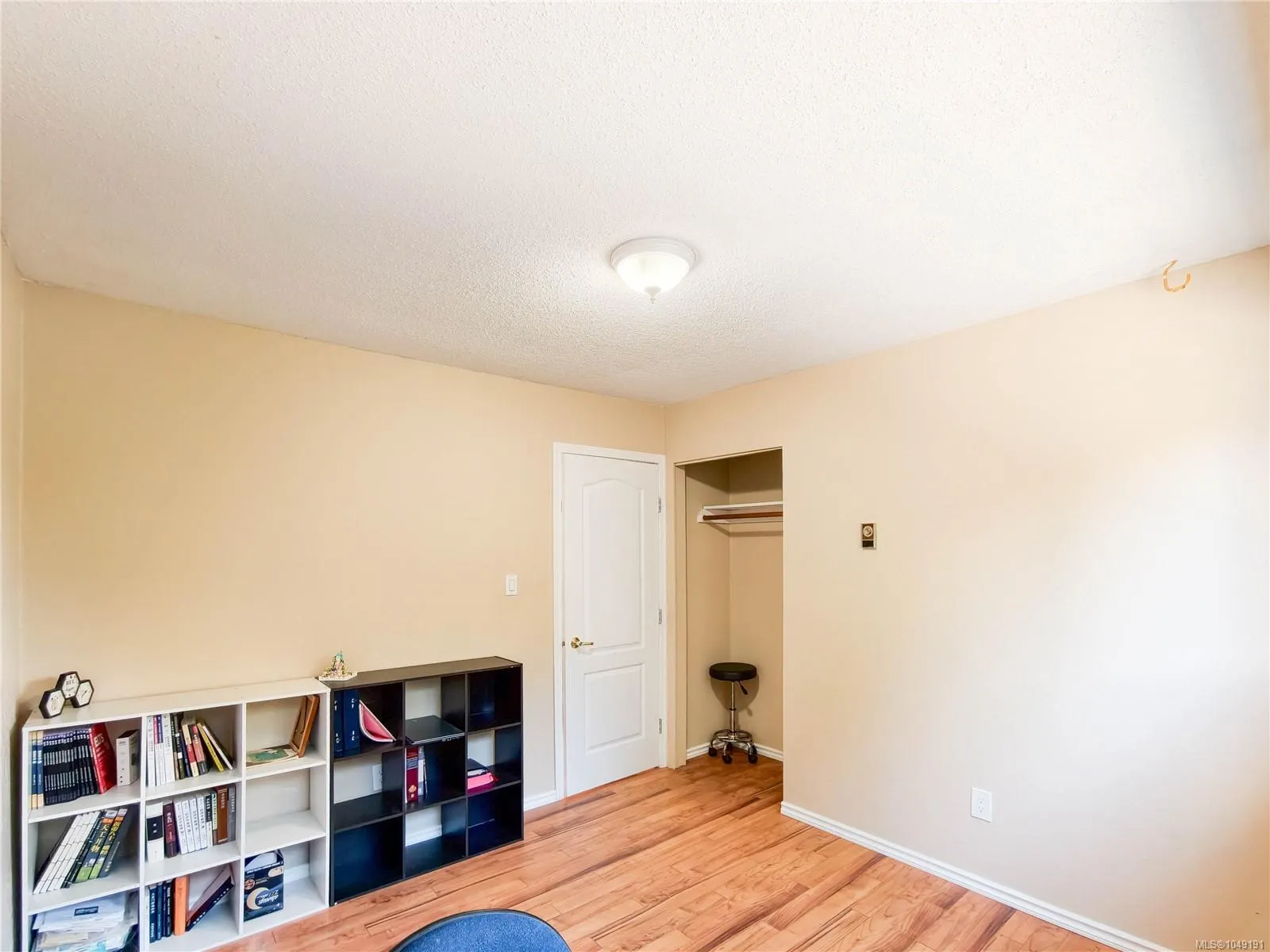 3060 Harriet Rd